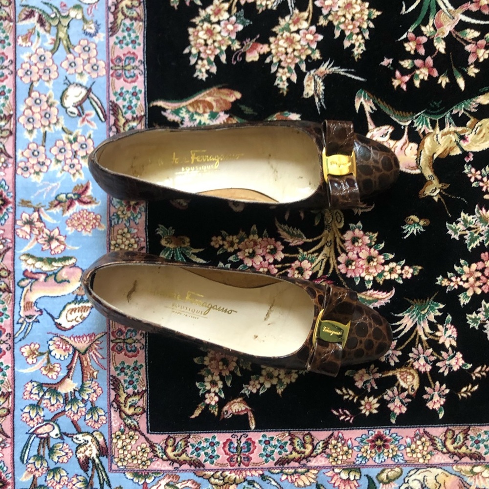 Vintage Ferragamo crocodile heels